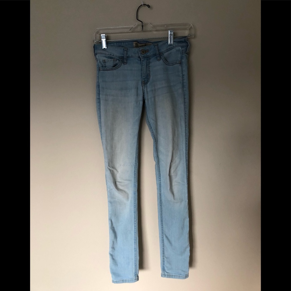 Hollister jeans